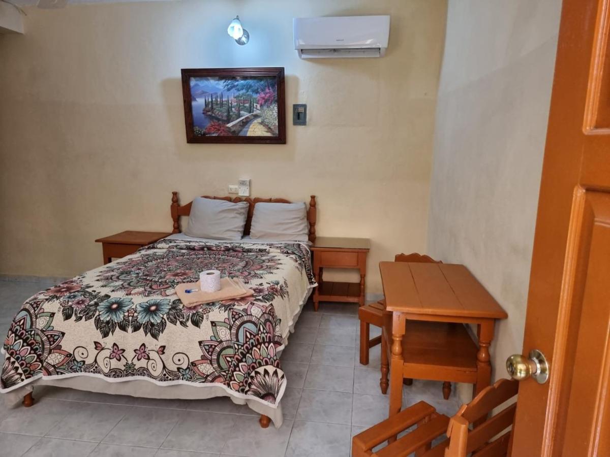 Hotel Isla Esmeralda Cozumel Kültér fotó