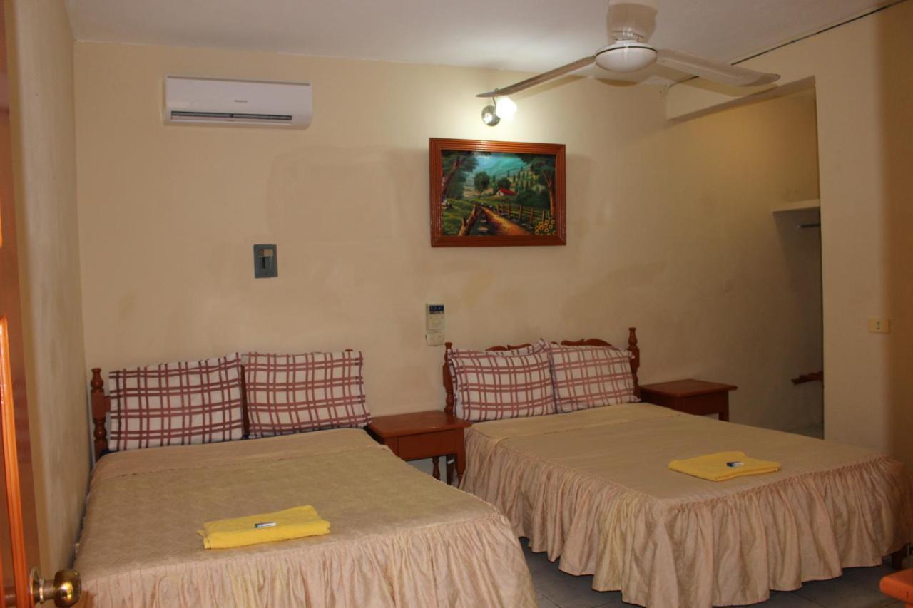 Hotel Isla Esmeralda Cozumel Kültér fotó