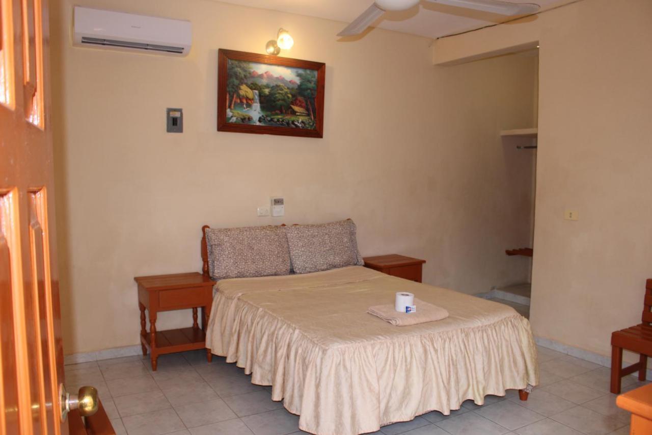 Hotel Isla Esmeralda Cozumel Kültér fotó